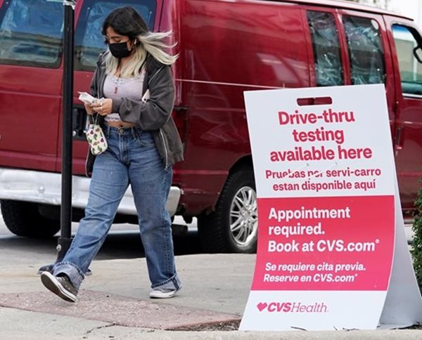 CDC Cites Waning Shot Efficacy; Fauci on Boosters