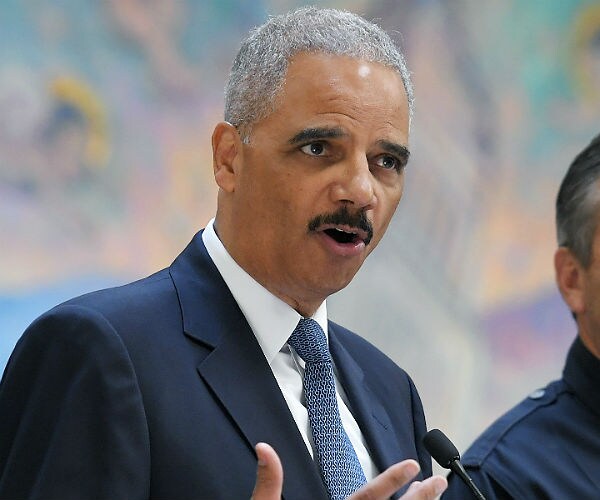 Holder to Program Civil Rights Courses at Columbia University