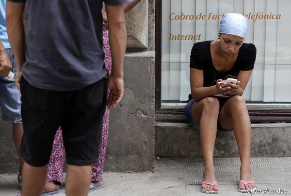 Cuba Says US Created Other 'Cuban Twitter' Projects