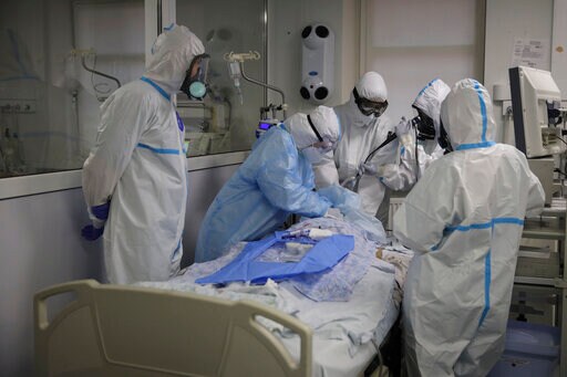 Hard-hit Russia Sets Another Daily Record for COVID Deaths