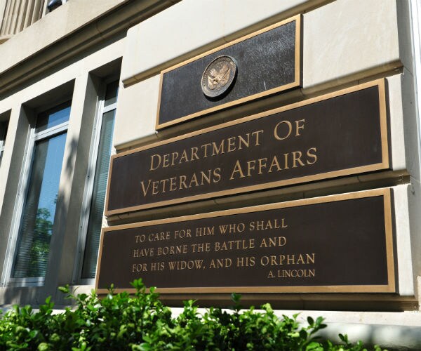 VA Awarded $142M in Bonuses to Troubled Offices