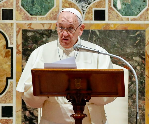 Pope Condemns 'Barbaric Resurgence' of Anti-Semitism