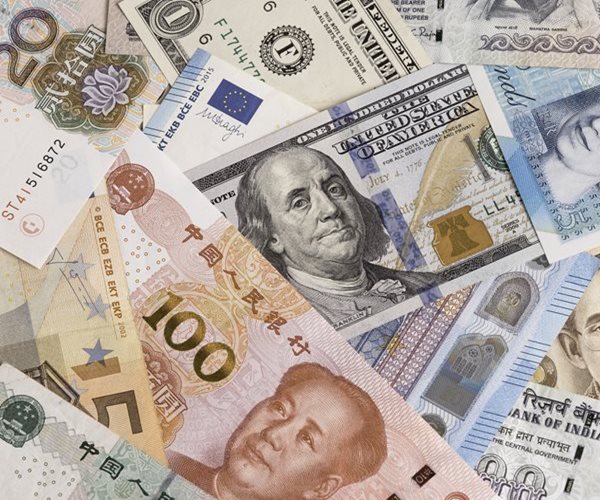 Investors Pile into Cash - and Chinese Stocks