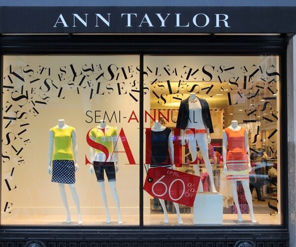 Ann Taylor Parent Seeks New Loan, Board as It Nears Bankruptcy