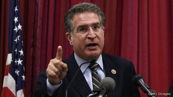 Report: Low Obama Ratings, GOP Moves Worry Democrats as Fall Elections Near