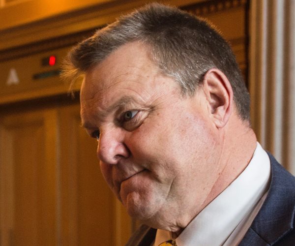 Sen. Tester: Congress Must Pass Bill Next Week to Avert Shutdown