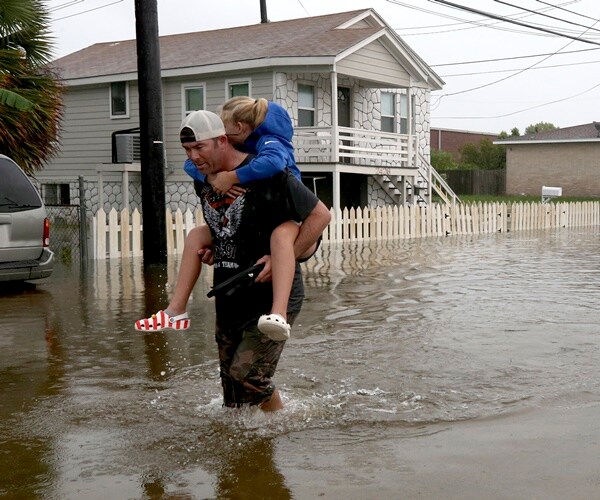 Torrential Rains From Storm Imelda Submerge Parts of Southeast Texas