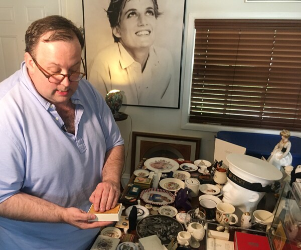Diana Fan John Hoatson's Princess Collection Fills House