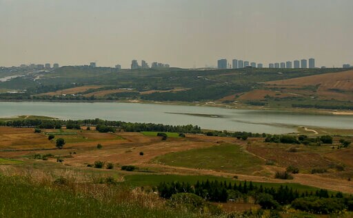 Turkey's Erdogan Takes First Step in 'crazy' Canal Project