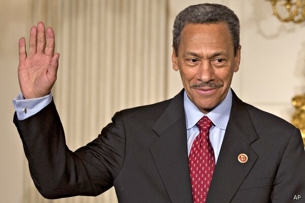 Senate Approves Watt as Housing Finance Regulator