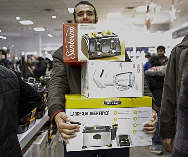 US Department Stores Steady Profitability Boat Even as Sales Slide