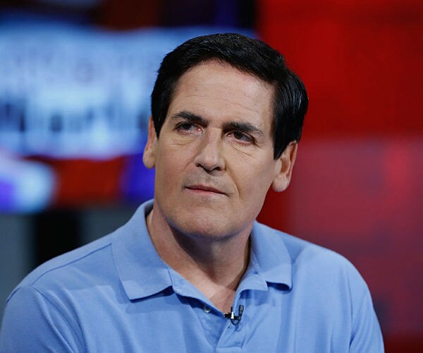 Trump to Mark Cuban: I'll Put Gennifer Flowers Beside You at the Debate