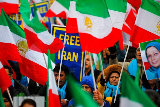 Iran Opposition Group Calls for Regime Change in Paris March