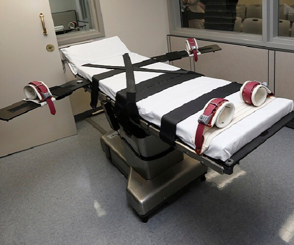 Poll: Most in US Back Death for Murderers, Prefer Life, No Parole