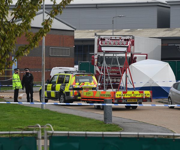 39 People Found Dead in Truck Container in Southeast England