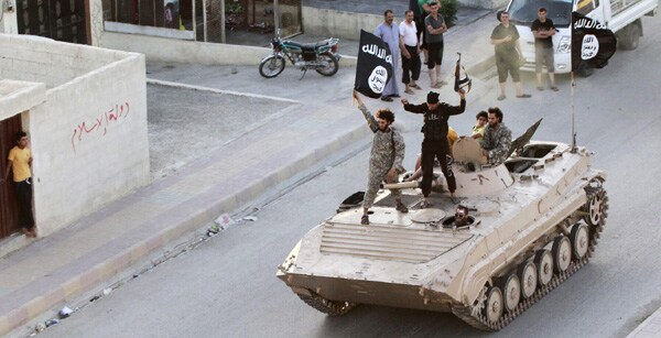Mideast Expert Dennis Ross: US Must Take on Syria in ISIS Fight