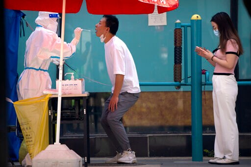 WHO: COVID Continues to Decline, Except in Americas, Africa