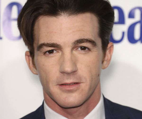 Drake Bell Reveals He's Married, Has a Kid, Amid Criminal Charges