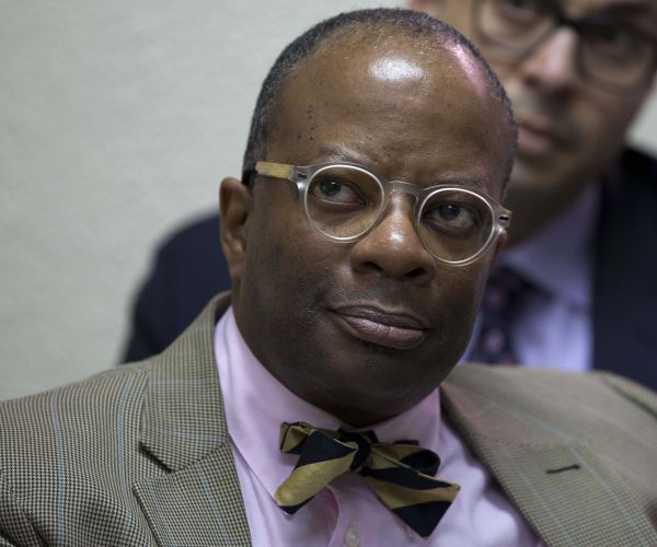 Venezuelan President Expels Top US Diplomat Amid Tensions