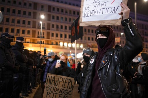 Rage and Hope Fuel Women's Revolt over Abortion in Poland