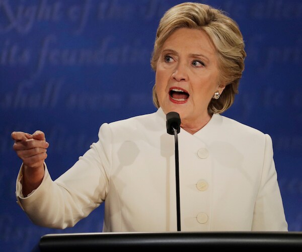 NH Poll: Clinton's Lead Cut From 15 Points to 7