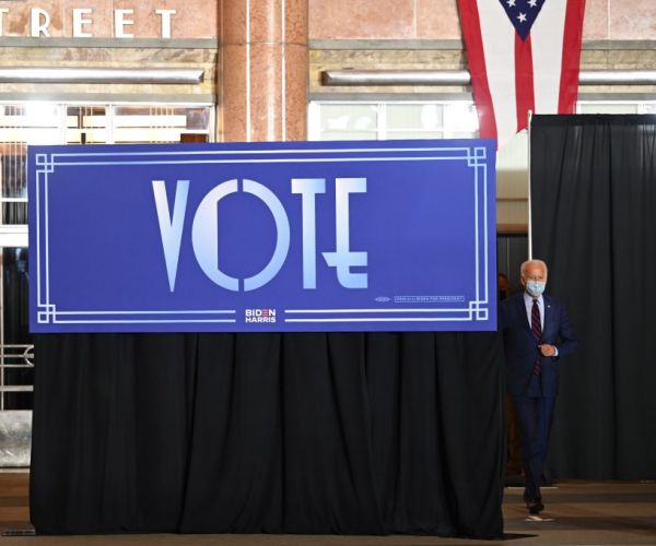 Ohio Voter Registration Hits near Record, Led by Dem Surge