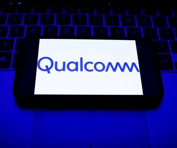 Qualcomm Revenue Forecast Disappoints on Cooling Smartphone Demand