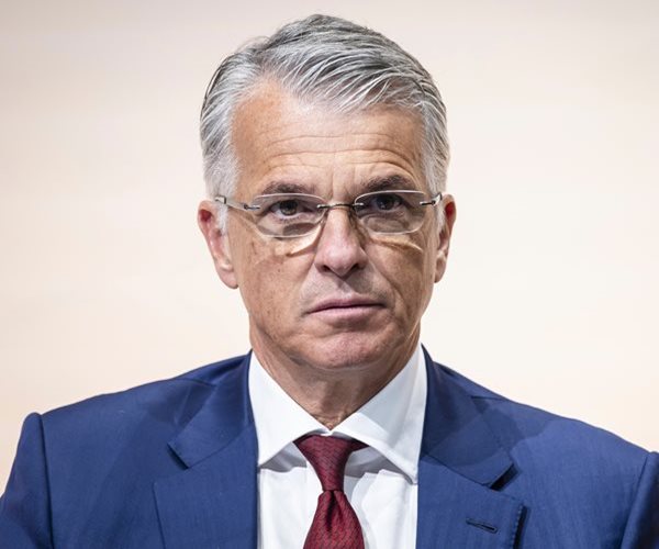 UBS CEO Warns of Painful Credit Suisse Job Decisions