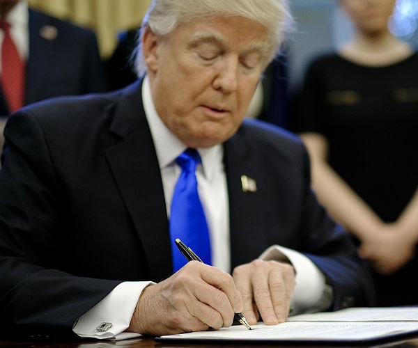 Former Amb. Burns: Trump Lacks 'Plan B' on Iran Deal