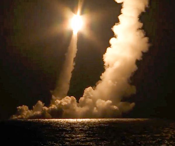 Russian Nuclear Submarine Test-Fires 4 Missiles