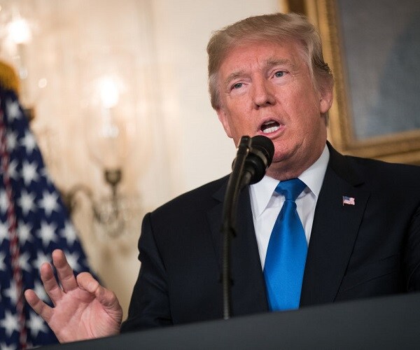 Iran Nuclear Deal Puts Trump in Crisis