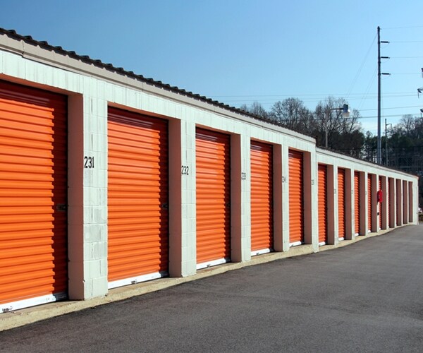 Elliott Buys Stake in Public Storage, Takes Six Board Seats
