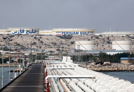 US Hits Iran's Kharg Island; Vital Oil Facilities There Spared, for Now