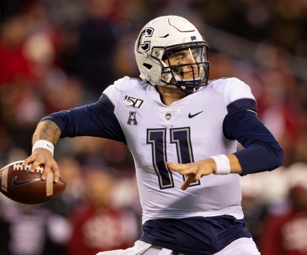COVID Forces UConn Football to Cancel Spring Practice