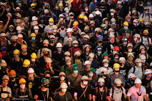 Thai Students Aim for Ambitious Political Change