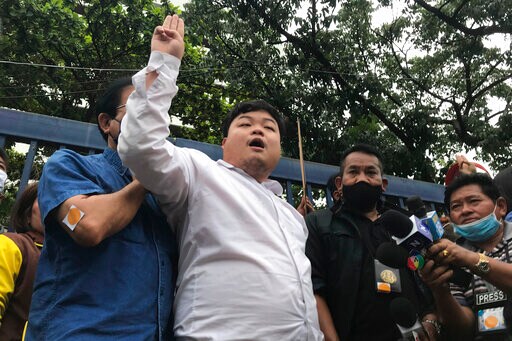 Thai Student Leader Freed on Bail, Vows to Keep up Protest