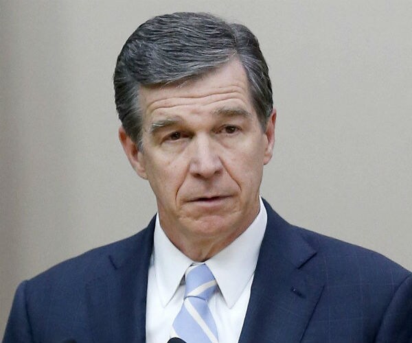N Carolina Governor Offers 'Compromise' Repealing LGBT Law