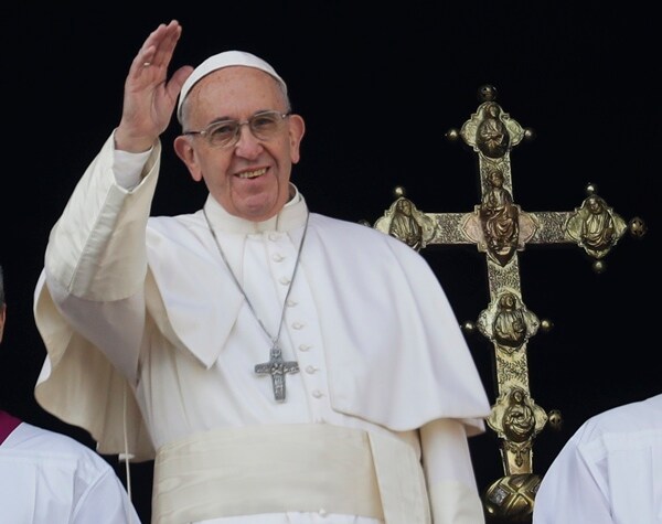 Children Serenade Pope on 81st Birthday; He Appeals for Kidnapped Nuns