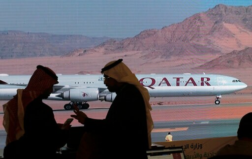 Easing Dispute, UAE Announces Reopening of Borders to Qatar