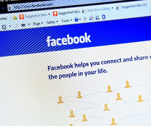 Facebook Removes Posts as Social Media Spreads Fake Virus News