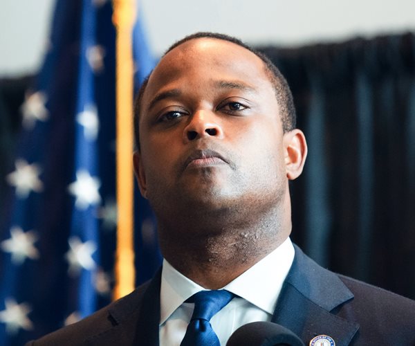 Washinton Post: Kentucky AG to Release Breonna Taylor Grand Jury Recording