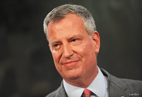 NYC Mayor de Blasio's Plan for Rail Strike? Flee City