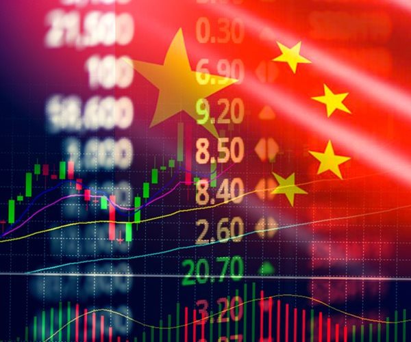 China Tips Into Deflation as Recovery Efforts Falter