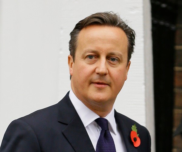 UK's Cameron: Immigrants Must Learn English