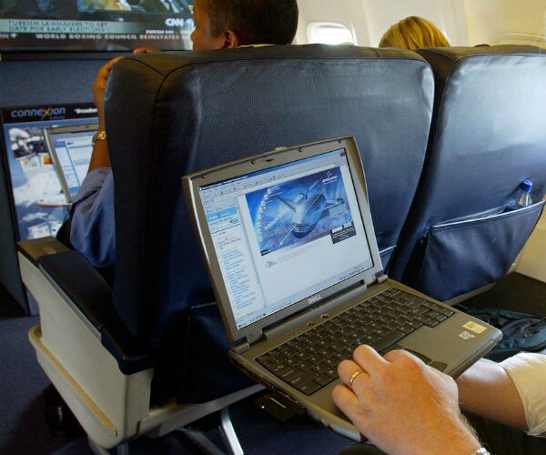 US: Ban on Laptops in Airplane Cabins Has Been Lifted