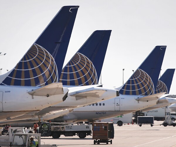 United $10,000 Voucher Given to Woman Bumped From Flight