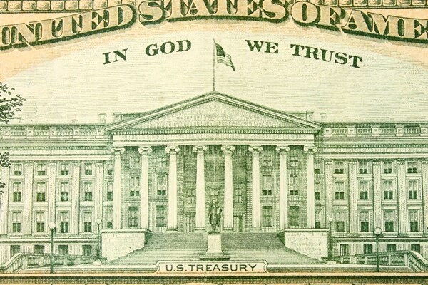 Fed Acknowledges It Is Caught in a Bind