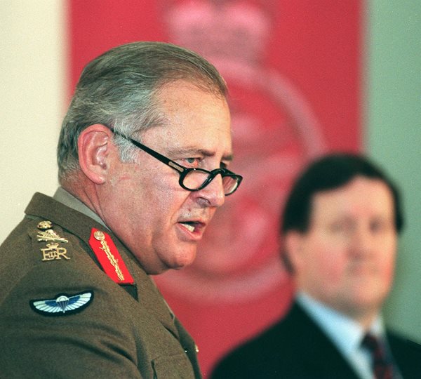 LIGNET Exclusive: Former UK Defense Chief Warned Against Syria Strike