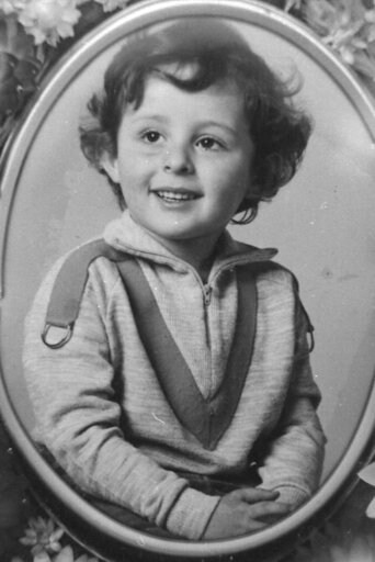 French Cold Case: Relatives Charged  in Boy's 1984 Death