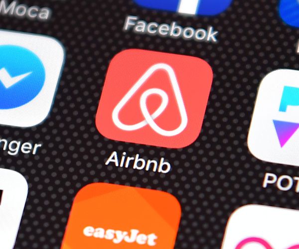 Airbnb to Enforce Limits on Time Stayed at London, Amsterdam Rentals
